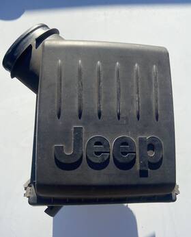 040854048 Jeep 1999 - 2004 Grand Cherokee 4.0l Air Filter Cleaner Box 04854048 Oem
