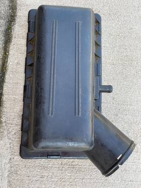 04854153ac Jeep Cherokee Xj 94-01 4.0 Air Cleaner Filter Box Cover Assembly-used