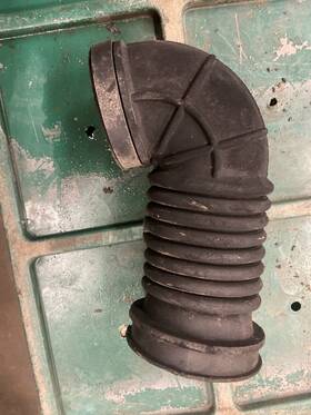 53006271 Jeep 91-01 Cherokee Xj 4.0l Air Cleaner Hose Duct Oem