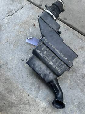 53013701ab Jeep Wrangler Tj 03-06 2.4 Air Intake Filter Cleaner Box Oem
