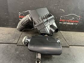 68285595aa Jeep 19-22 Cherokee 3.2 Air Intake Cleaner Filter Box With Tubes And Meter
