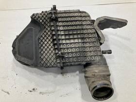 D37-1030-20000 Kenworth T680 Air Cleaner - Used P/n D37103020000