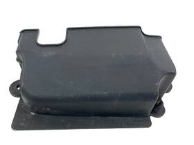 28213-2k000 Kia 2010 2011 Soul 2.0l Air Intake Shield Filter Duct Cover Panel 28213-2k00 Oem