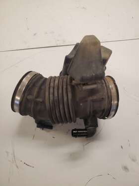 319-67652 Kia Air Cleaner Intake Boot 3.3l Fits 16-18 Sorento
