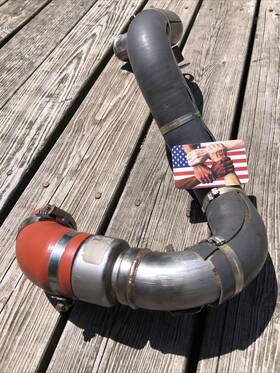 Lr038317 Land Rover Lr2 Turbo Air Inlet Tube Duct Pipe Hose Oem 2.0l