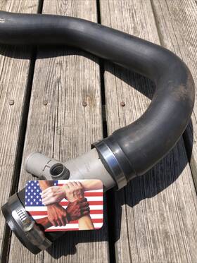 Lr063272 Land Rover Lr2 Turbo Air Outlet Tube Duct Pipe Hose Oem 2.0l