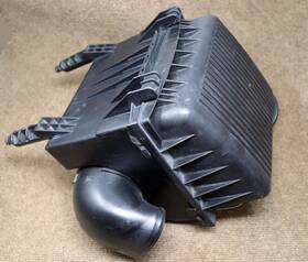 Phc000110 Land Rover 2003-2004 Discovery 2 Air Cleaner Box Assembly Intake Filter Airbox