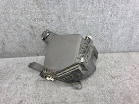17705-31280 Lexus Air Filter Intake Box Cleaner 2015-2020 Rc350 Rc300 Rc200 Oem