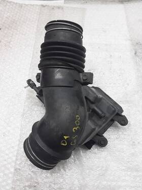 319-10059 Lexus Air Intake Resonator Hose Pipe Line 01-05 Gs300 Gs-300 Z-108p