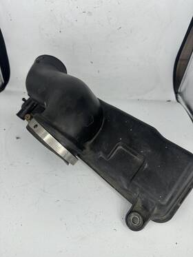 17875-50010 Lexus 338.le1t91 90 91 92 93 94 Ls400 Air Intake Connector S Pipe Assembly Oem