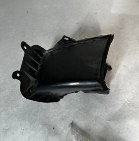52811-53010 Lexus 52811 53010 2014 - 2019 Is250 Is350 Cool Air Intake Duct No.2 Right Oem