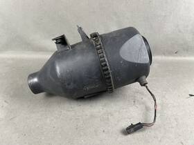 F80x-9600-ac Lincoln 1998-2002 Ontlnental 4 6l Air Cleaner Box Filter Housing Oem