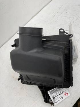 Hl349a612ab Lincoln 2018-2021 Navigator 3.5l Air Intake Filter Cleaner Housing Assembly Oem
