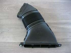 670034626 Mahle 670031925 670034628 2017-21 Maserati Levante Air Cleaner Filter Box Intake Duct Right Oem