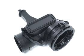 Maserati 670105375 2017-2020 Ghibli Oem Engine Right Air Cleaner Intake Duct Tube Hose