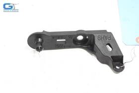 Pah920211 Mazda Cx-30 Engine Air Cleaner Box Left Side Lower Mount Bracket Oem 2020-2023