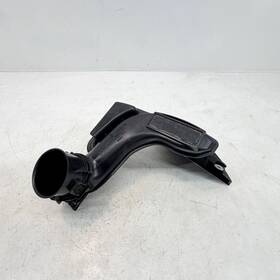 Mazda Py2v-13-200b 2017-2025 Cx-5 Engine Fresh Air Intake Duct Hose Py2v-13201 Oem