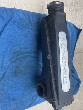 1110940204 Mercedes-benz 1110942002 2002 W203 C230 M111 Engine Air Intake Filter Box Oem