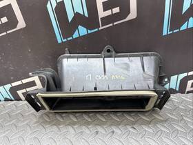 2058308702 Mercedes-benz 2015-2021 C63s Amg W205 Air Intake Filter Housing Inlet Duct