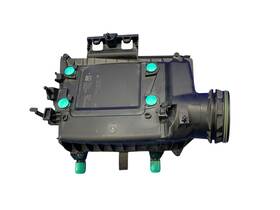 2600940300 Mercedes-benz 2021 2022 2023 Glb250 Fwd 2.0l Air Intake Cleaner Filter Housing Box