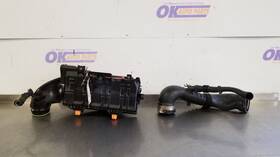 319-10224 Mercedes-benz 20-21 C-class C300 Oem 2.0l Engine Air Cleaner Intake Box Duct Tube