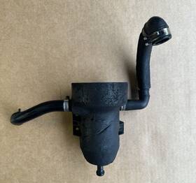 6160100062 Mercedes-benz 82-83 240d W123 Diesel Air Cleaner Oil Separator With Hoses 616 Om616