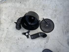 6170940104 Mercedes-benz W123 W126 300sd Air Filter Cleaner Box Airbox Diesel