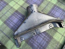 6170940411 Mercedes-benz W123 300td Air Box Intake Scoop