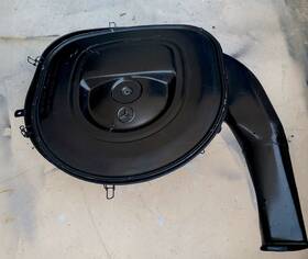 Mercedes-benz A0080948902 For Air Cleaner Housing Box Class Slc 107 S W108 W109 W116 W111
