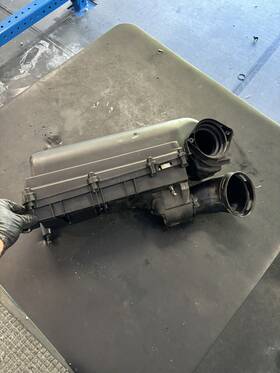 13717577509 Mini Cooper S Air Intake Box N14 07-10 R56 R55 R57 Oem 13717577509 Mini Cooper S Air Intake Box N14 07-10 R56 R55 R57 Oem