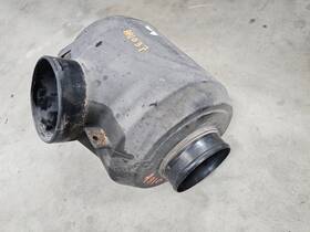 319.zz4907 Miscellaneous - Recreational Vehicles Used Donaldson Intake Air Cleaner Housing From Isb300 2007 Monaco La Palma Rv