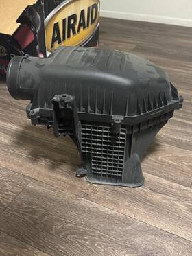 68251470aa Mopar 2011-2019 5.7 Hemi Dodge Challenger Rt Oem Air Cleaner Intake-duct Hose Tube