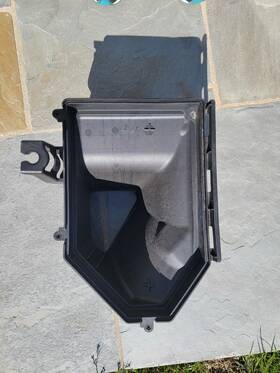 72144486 Mopar Challenger Lower Air Box