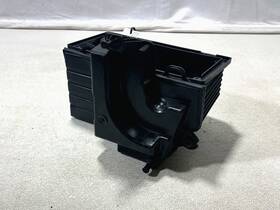 16526-ja00a Nissan 2007-2013 Altima Air Cleaner Lower Box Oem
