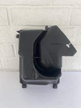 Nissan 16528-3rc2a Genuine Air Filter Housing