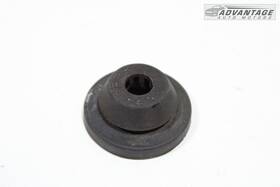 16557-6n20a Nissan 2019-2024 Altima Engine Air Cleaner Mount Bracket Rubber Insulator Oem