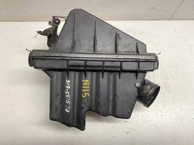 319-55157b Nissan 319-55157 1991 - 1994 Sentra Air Intake Cleaner Box Oem