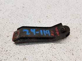 16588-65f00 Nissan 319.da1l95 95-98 240sx S14 Air Cleaner Box Bracket Oem