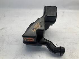 338.da1c23 Nissan 18-24 Kicks Sv 1.6l Air Intake Lower Resonator T