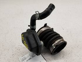 16576-el00b Nissan 338.da1h15 07-12 Versa 1.8l Air Duct Tube To Throttle Oem