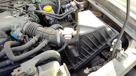 165009z005 Nissan Trucks 00-04 Xterra Complete Air Intake Cleaner Filter Box Housing With Tube 3.3l