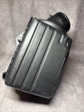 17220-p72-505 Oem 94-01 Integra Air Box With Filter Engine Cleaner Housing