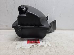 25099062 Oldsmobile 1996 Cutlass Supreme Air Intake Cleaner Filter Box Housing Assembly