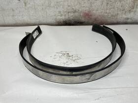 R84-6002 Peterbilt 389 Left/driver Air Cleaner - Used P/n R846002