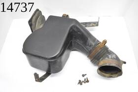 10044263 Pontiac 10037993 1985 1988 Fiero Gt 2.6 V6 Side Air Intake Box