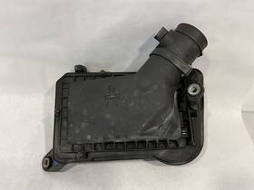 Pontiac 27140345 2005-2010 G6 Engine Air Filter Cleaner Box Tested Oem# Stained