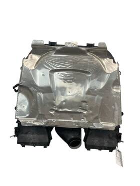 4m0133835 Porsche 2019-2023 Cayenne 3.0 Engine Air Cleaner Filter Housing Appearance Cover