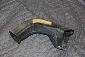 944s Porsche 944 110 014 00 Air Cleaner Snorkel 87/88