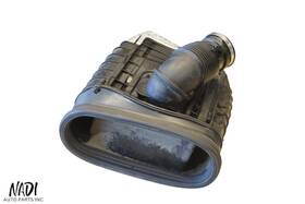 95b129601 Porsche 2015 - 2018 Macan 95b Cynb 2.0l Air Intake Filter Housing Oem 95b129601 Porsche 2015 - 2018 Macan 95b Cynb 2.0l Air Intake Filter Housing Oem