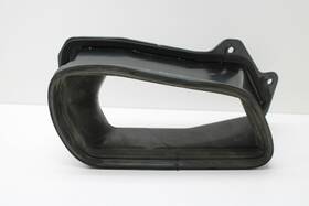 982819658-22377 Porsche 2017-2023 Cayman Boxster 718 Engine Air Intake Hose Right Passenger 982819658-22377 Porsche 2017-2023 Cayman Boxster 718 Engine Air Intake Hose Right Passenger